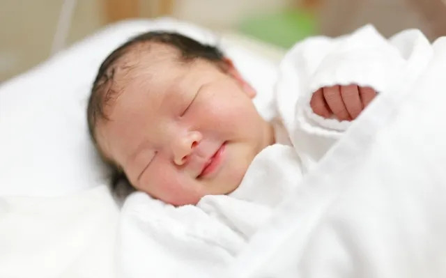 新生児の赤ちゃん